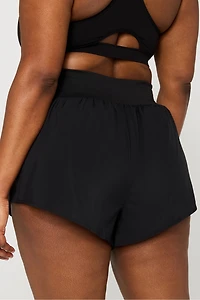 Sun Chaser Piped Short 3"