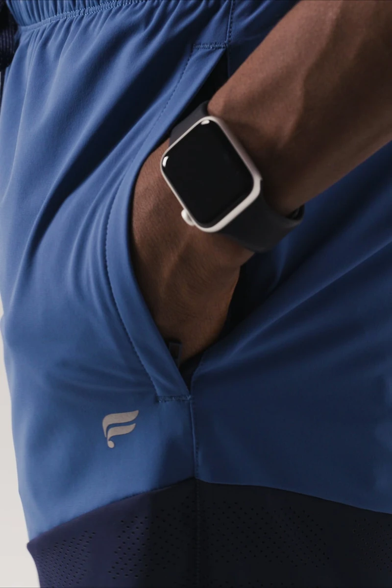 The One Short Ventilated 7in