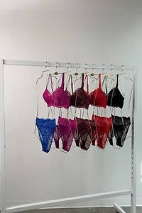 Smoothing Lace Thong