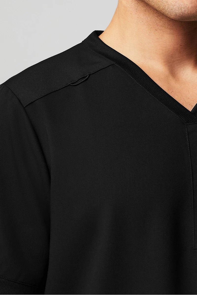 Max 4-Pocket Scrub Top
