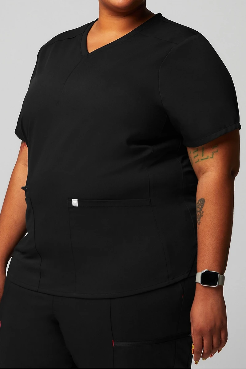 Mode 4-Pocket Scrub Top