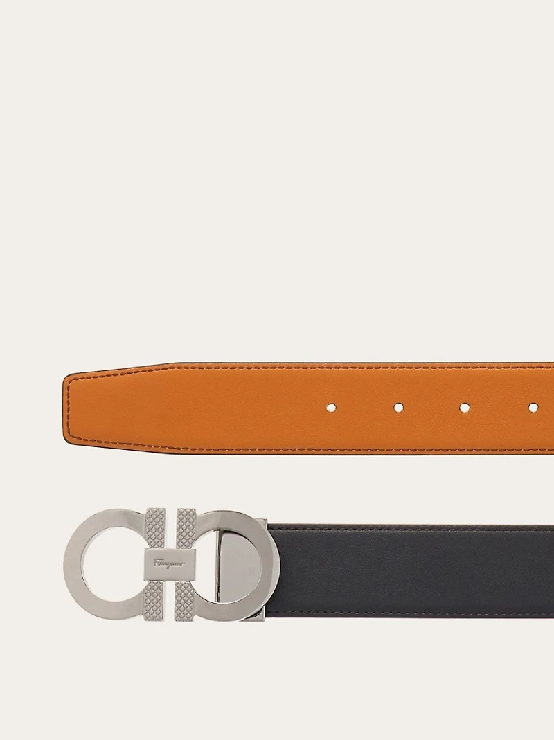 Reversible and adjustable Gancini belt