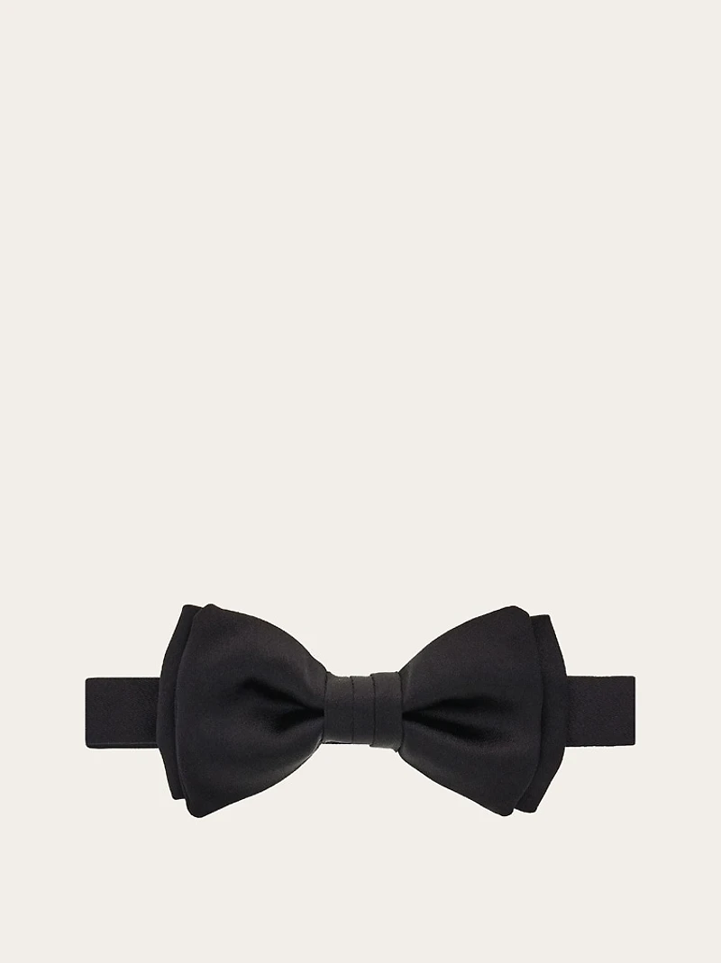 Bow tie