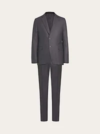 Plain suit in wool