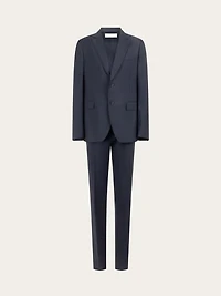 Plain suit in wool