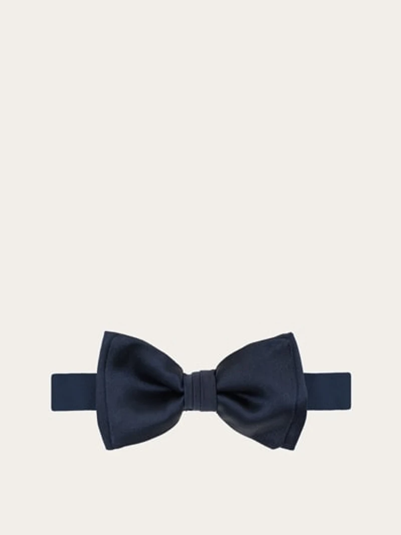 Silk bow tie