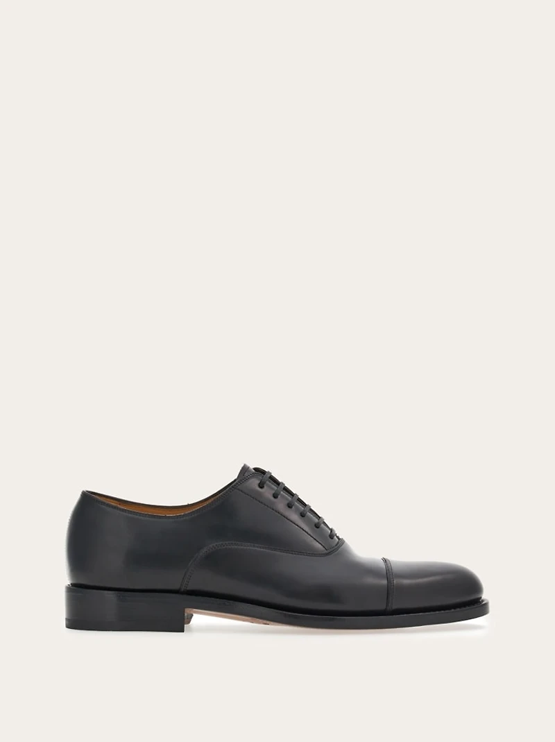 Tramezza Oxford with toe cap