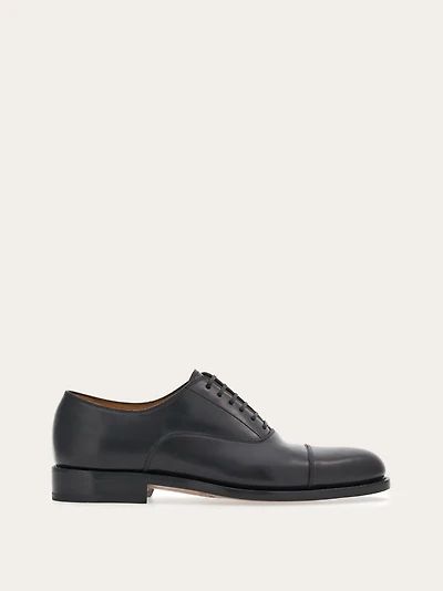 Tramezza Oxford with toe cap