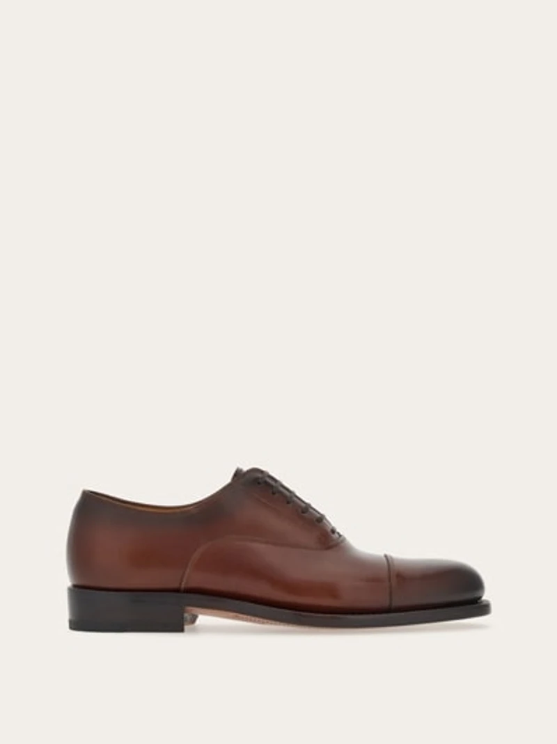 Tramezza Oxford with toe cap