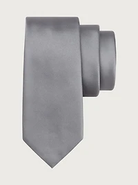 Silk tie