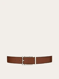 Reversible and adjustable belt with rectangular buckle