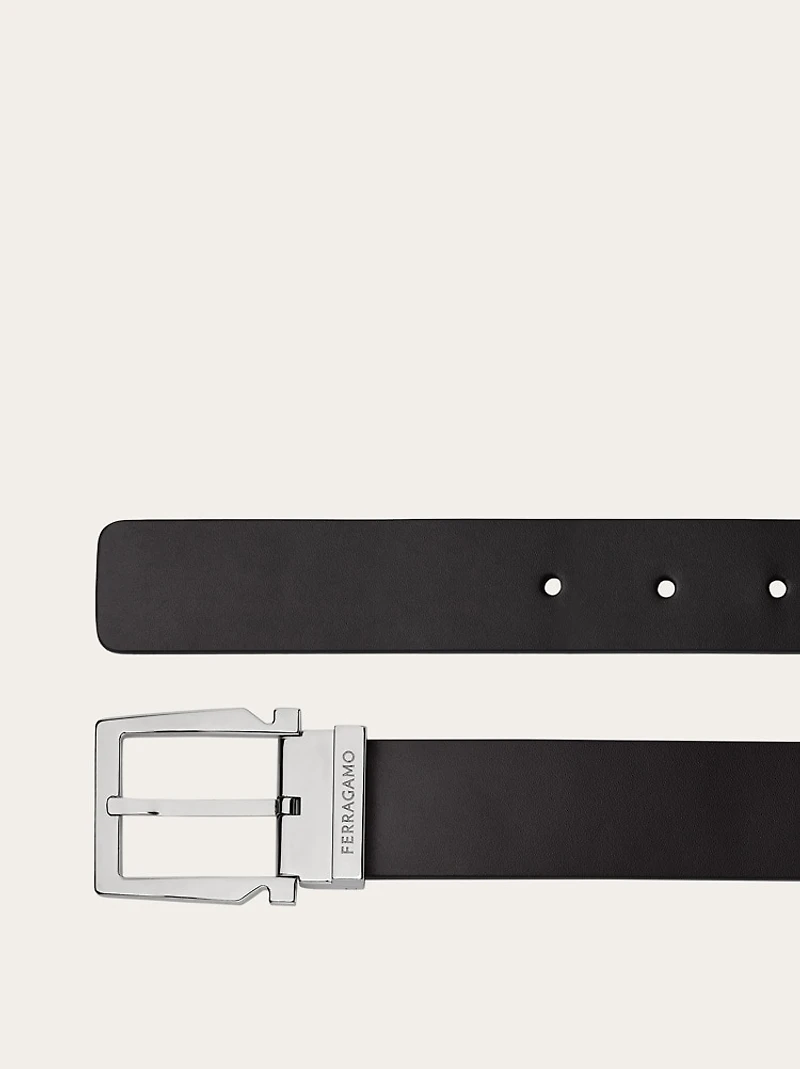 Reversible and adjustable belt