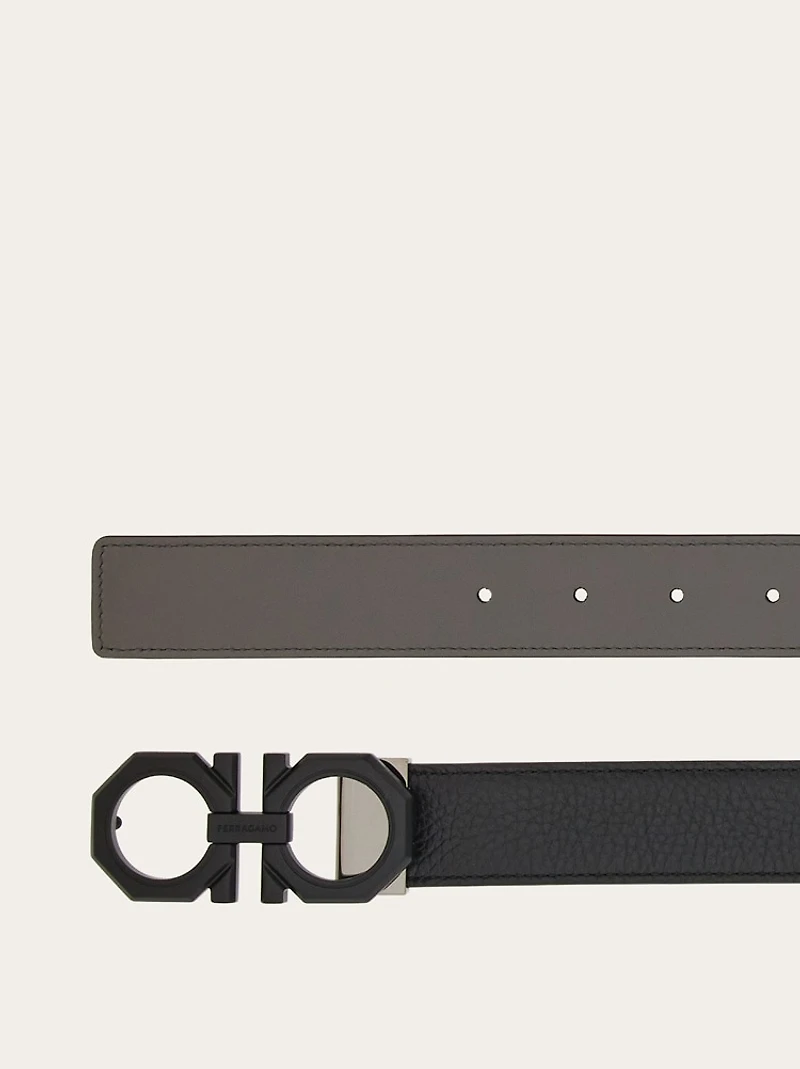 Reversible and adjustable Gancini belt