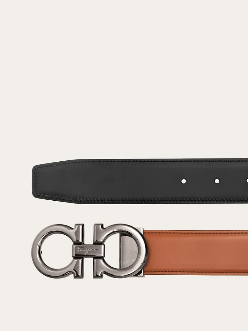 Reversible and adjustable Gancini belt