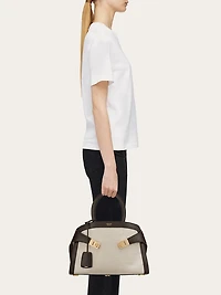 Hug bicolor handbag (M)