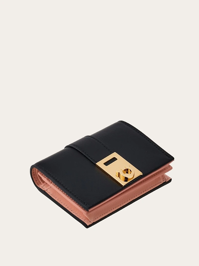 Hug compact two-tone wallet