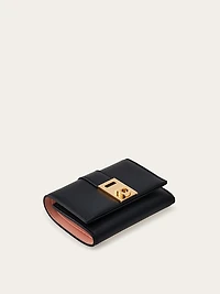 Hug compact two-tone wallet