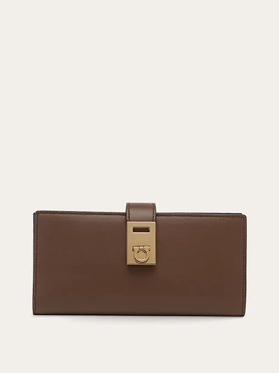 Hug continental wallet