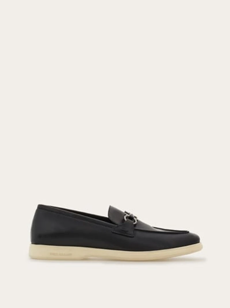 Casual loafer with Gancini ornament