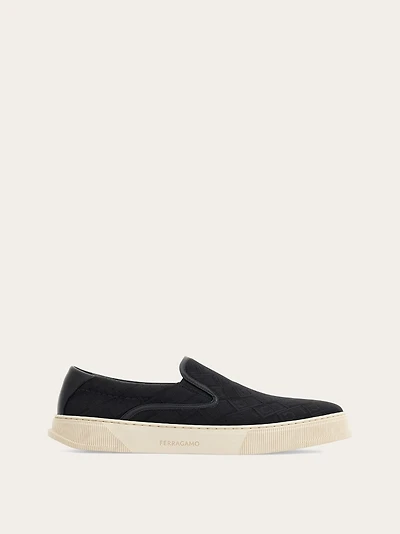 Slip-on sneaker