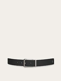 Reversible and adjustable belt