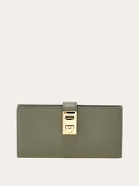 Hug continental wallet