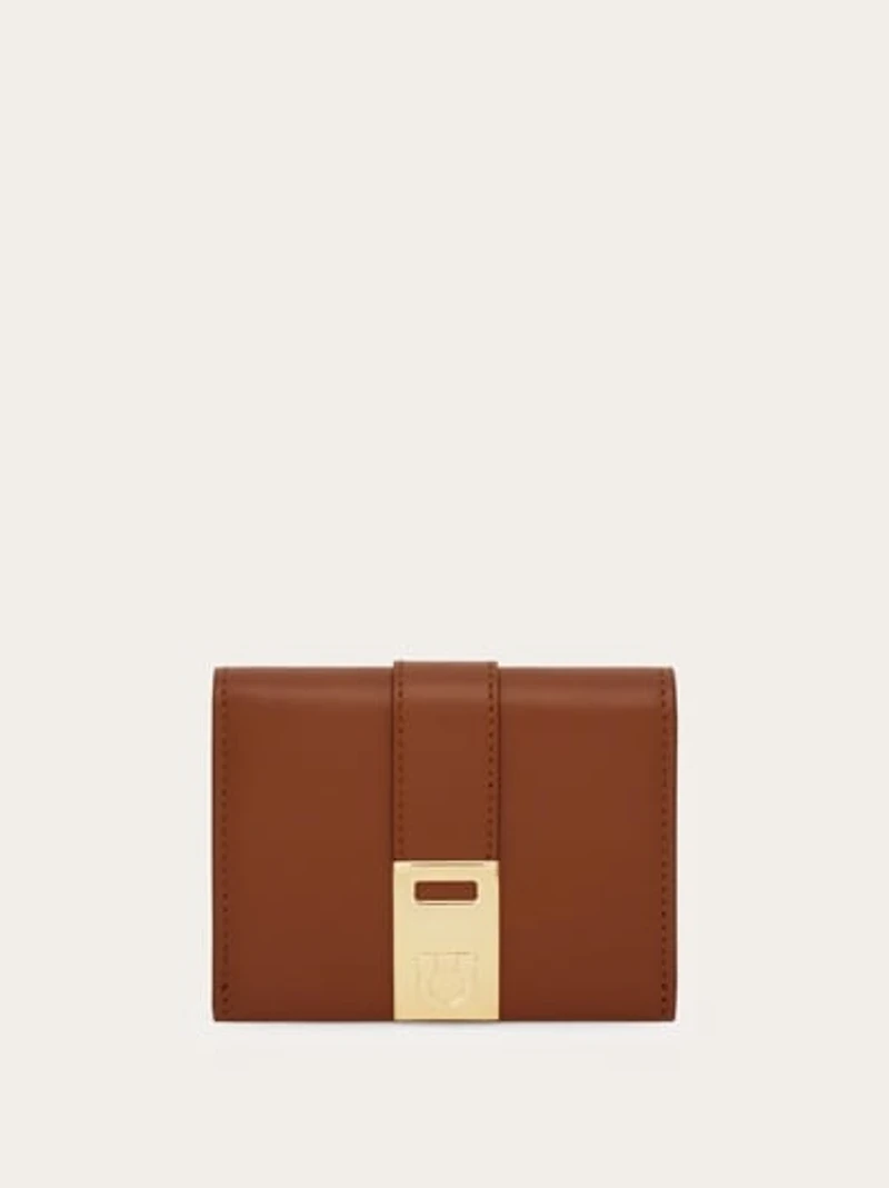 Hug compact two-tone wallet