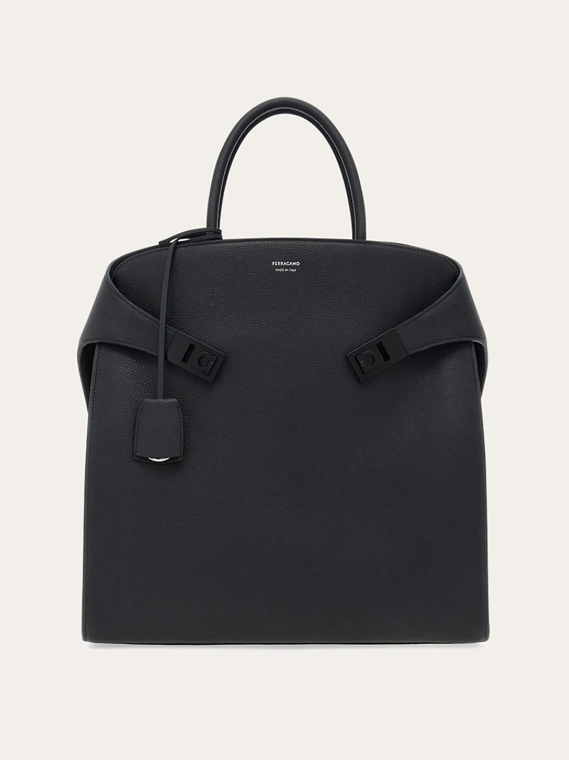 Hug tote bag