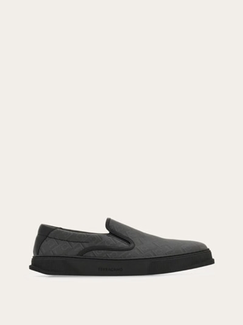 Slip-on sneaker