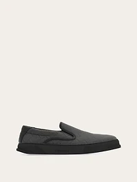 Slip-on sneaker