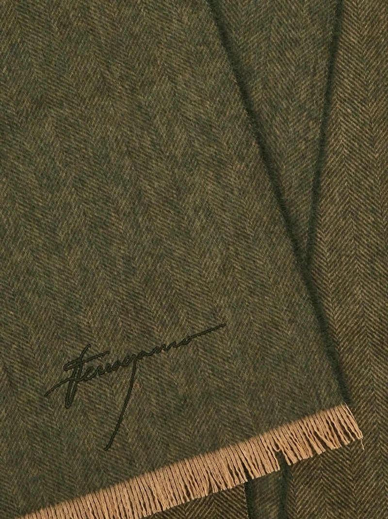 Cashmere scarf