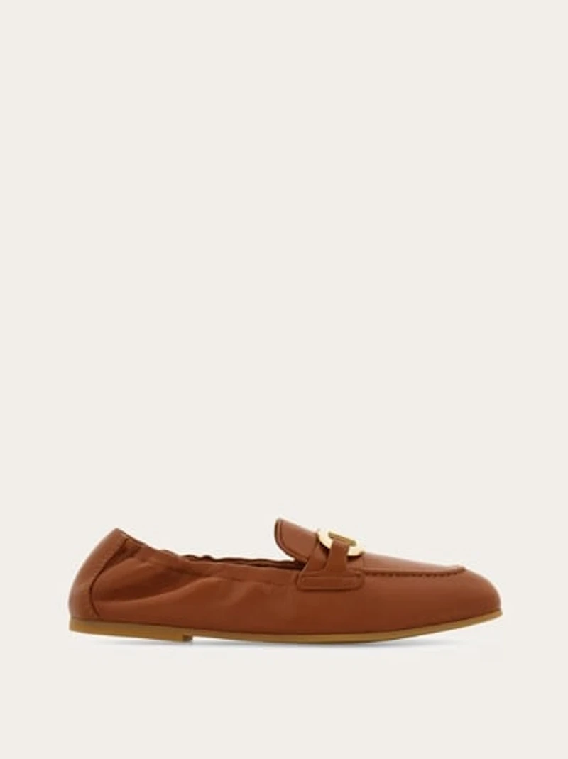 Elasticated loafer
