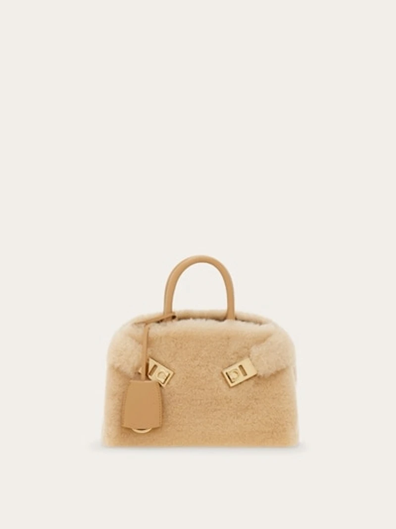 Hug handbag (XS)