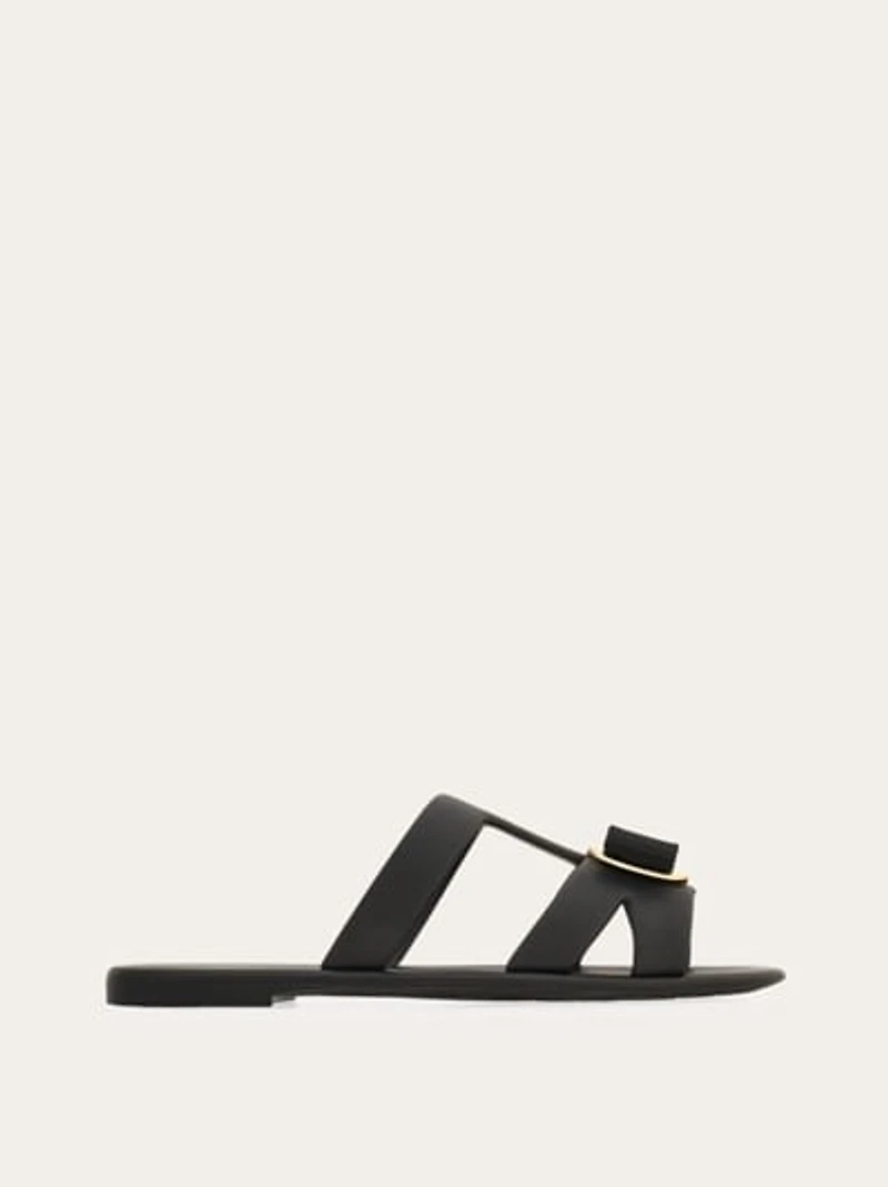 New Vara plate strappy slide