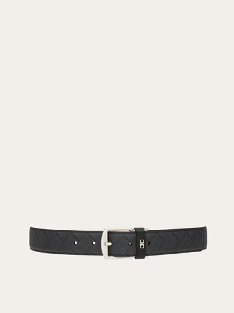 Reversible and adjustable belt