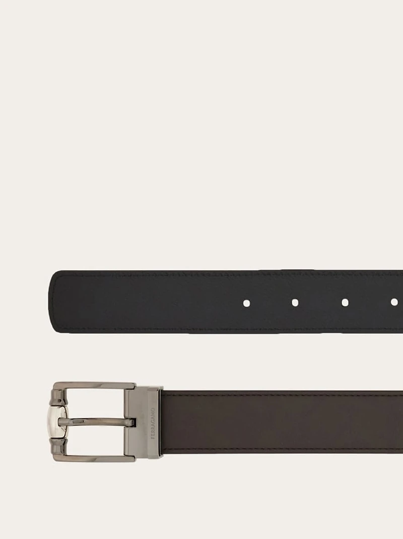 Reversible and adjustable belt
