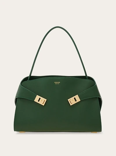 Hug Soft shoulder bag (M)