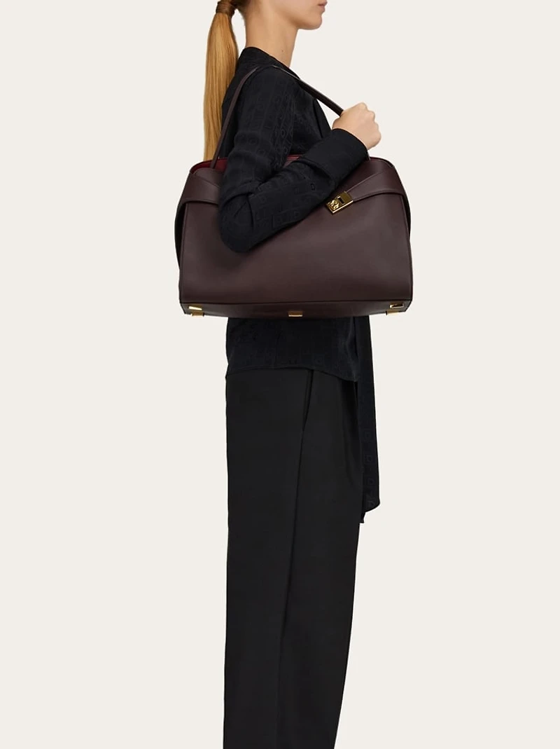 Hug soft bicolor shoulder bag (L