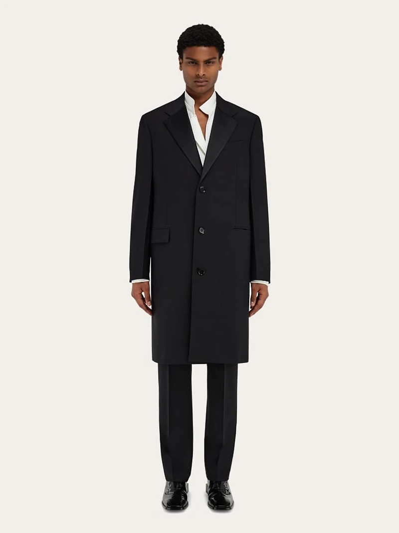 Single breasted coat