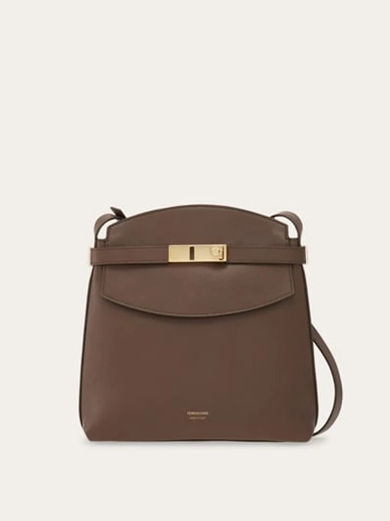 Hug messenger bag
