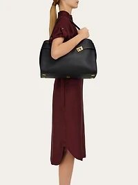 Hug soft bicolor shoulder bag (L