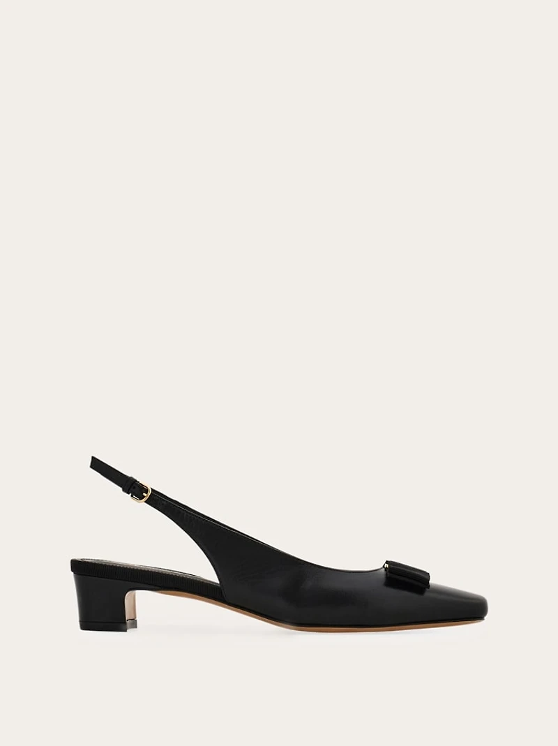 Iconic bow slingback
