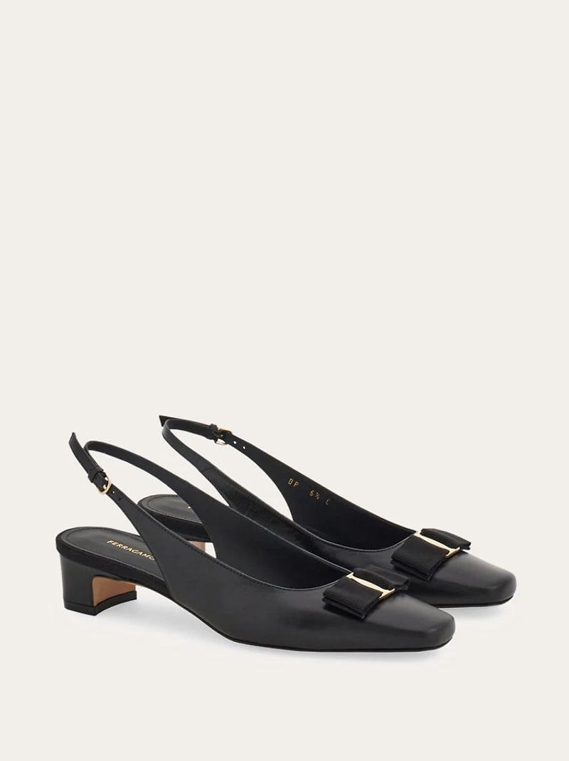 Iconic bow slingback