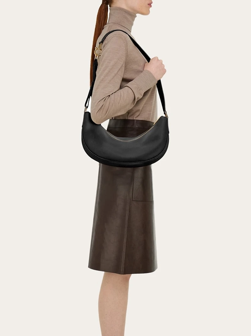 Hobo bag (M