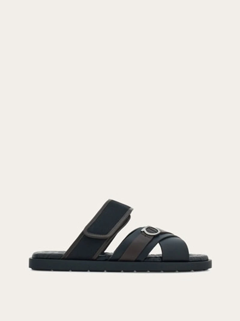 Gancini sandal