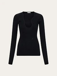 Top with rippled neckline