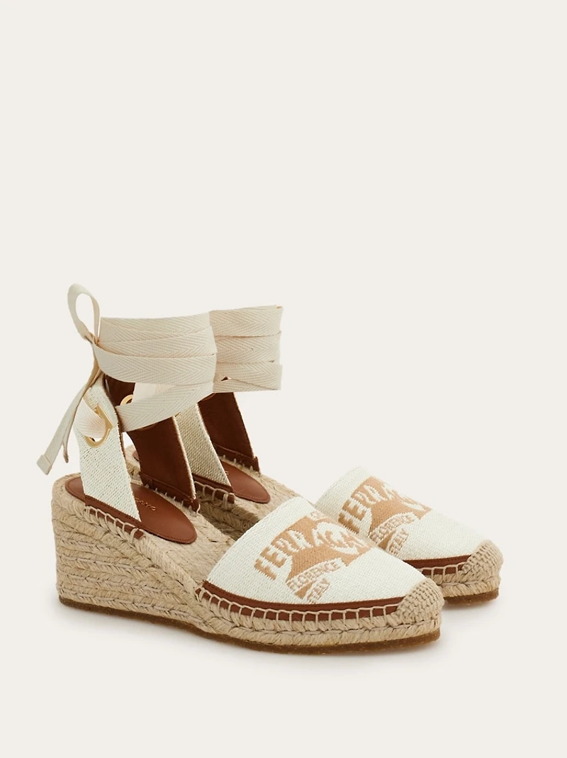 Wedge espadrille