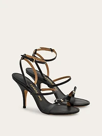 Strappy sandal with mini bow