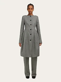 Single breasted coat