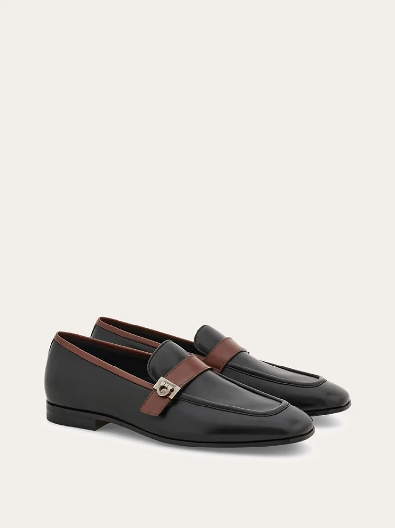 Gancini Hug loafer